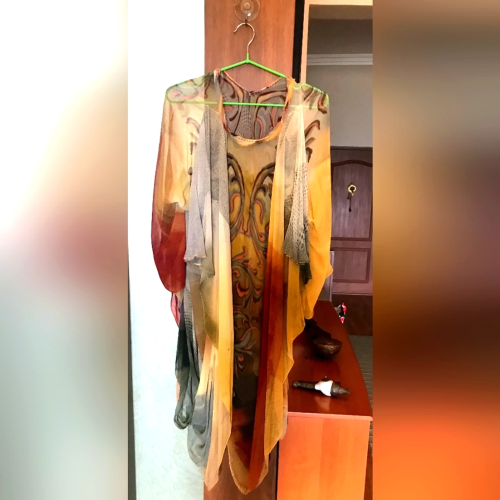 Viscose like crepe silk kaftan/tunic size med . - Picture 4 of 10